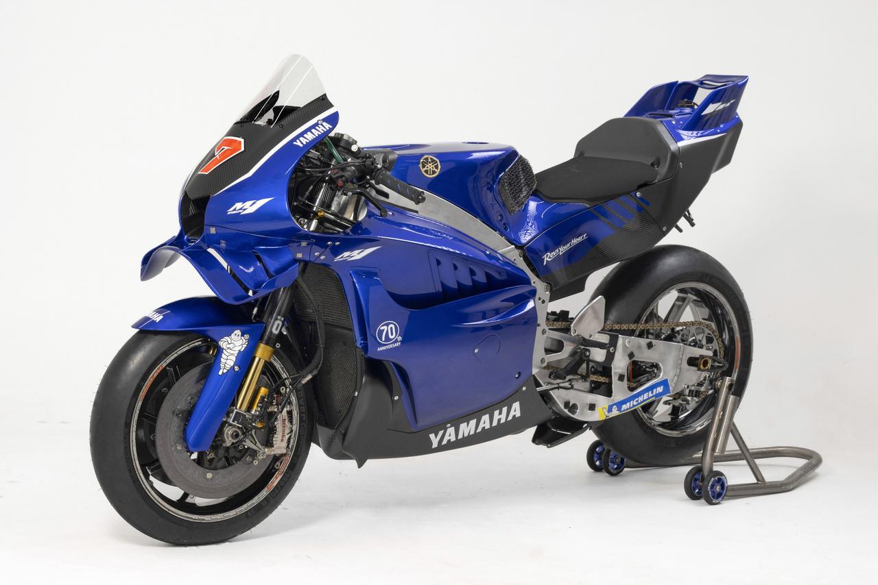 画像: 【ついに登場！】ヤマハ、V4エンジン搭載の「YZR-M1」をミサノで公開！サンマリノGPで初走行へ！ - webオートバイ