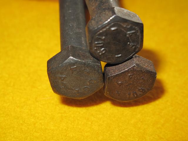 画像: 【10.9印の高張力ボルトが使われています】