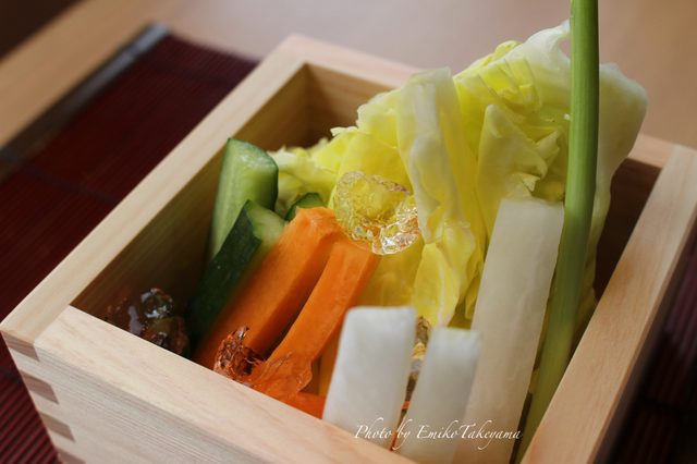画像: 野菜スティック tabelog.com