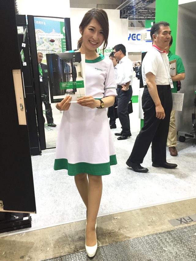 画像: シュナイダーブース♡小野久美子♡