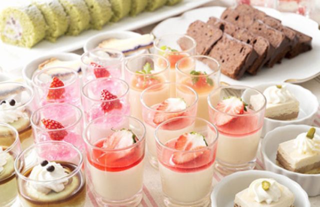画像: その他のスイーツも充実! www.hankyu-hotel.com