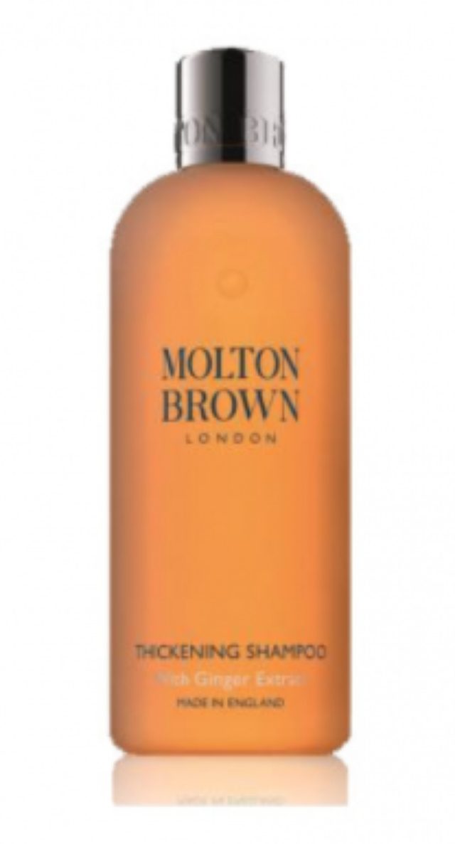 画像: 2015年5月13日発売 300ml 3,600円+税 細い髪に栄養を与える、リバイタライジングシャンプー。頭皮に栄養を与え、健やかな髪を育てます。 ベルガモット、アップル、シダーウッドのブレンドによる落ち着いた艶のある香り。