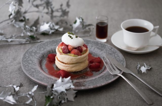 画像: クリスマスベリーパンケーキ