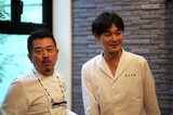 画像: 『賛否両論』オーナー兼料理人の笠原 将弘さん(右)と。