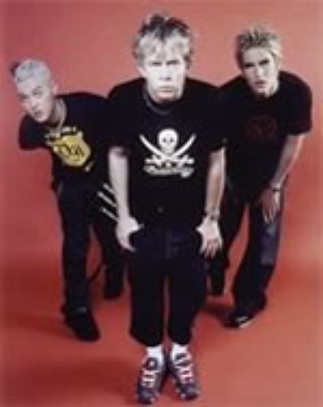 画像: UNIVERSAL MUSIC UICI-5011 アルバム「BUSTED」同時発売 UICI-9004 2003.6.21発売