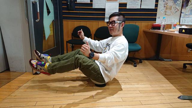 画像: バランスボードがんばるシモショー