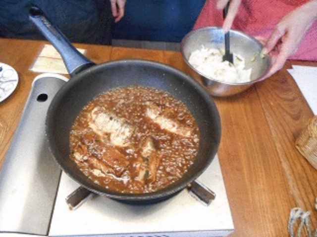 画像2: 鰯のかば焼きチーズ丼 山椒風味
