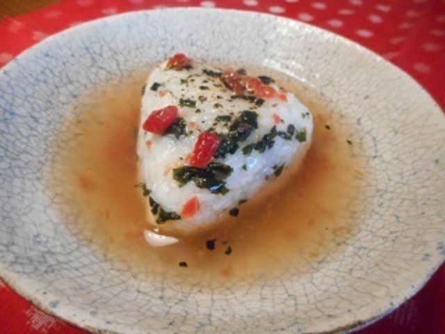 画像8: チーズと わかめの 焼きおにぎり 梅あんかけ