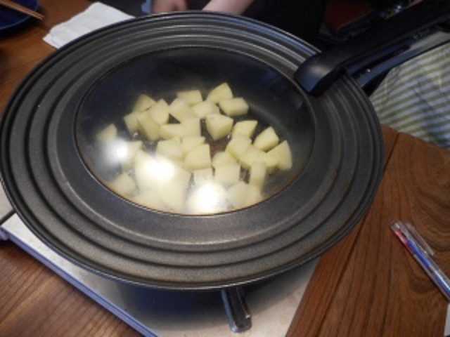 画像2: じゃがいもとレタスの粒マスタード炒め チーズ乗せ