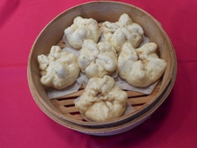 画像9: 冬の定番 ホッカホカ チーズ肉まん