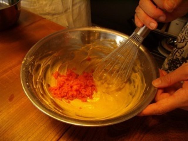 画像5: 型が無くても牛乳パックで簡単 にんじんでケーキ