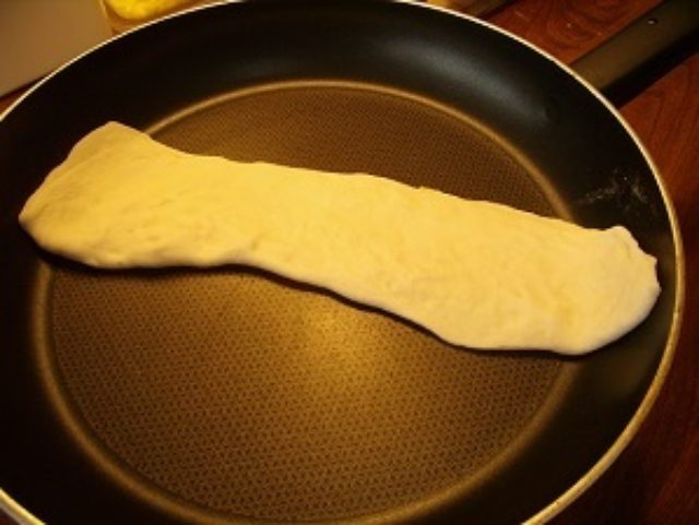 画像6: いつものカレーに チーズナン
