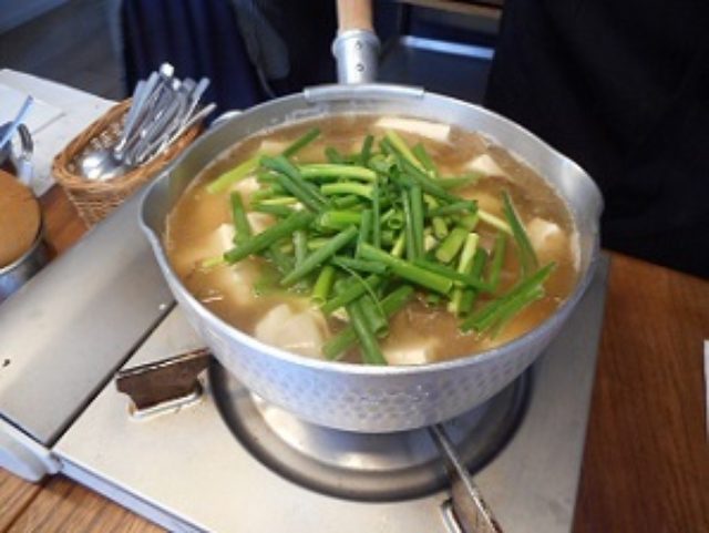画像9: 干し海老とザーサイの酸辣湯 チーズワンタン入り