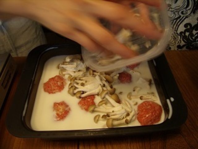 画像6: レモンの香りが爽やか 初夏のハンバーグのクリーム煮