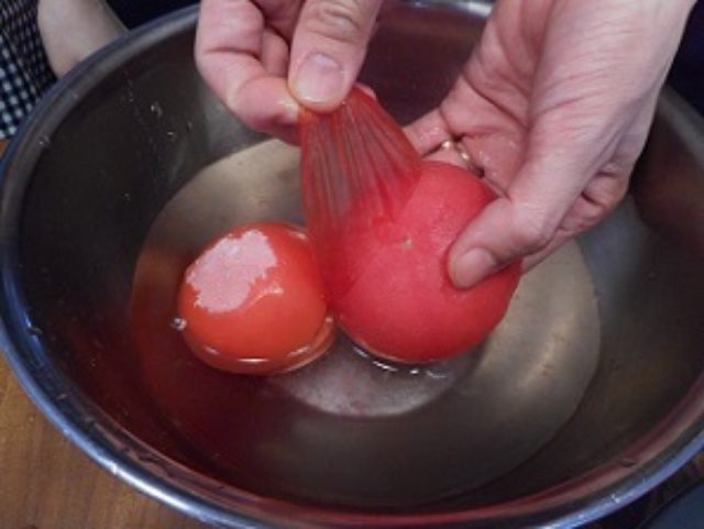 画像3: レンジでトマトソース ツナコーントマト丼