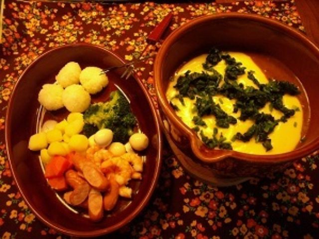 画像5: カレー味なら食べられるかな?カレーフォンデュ