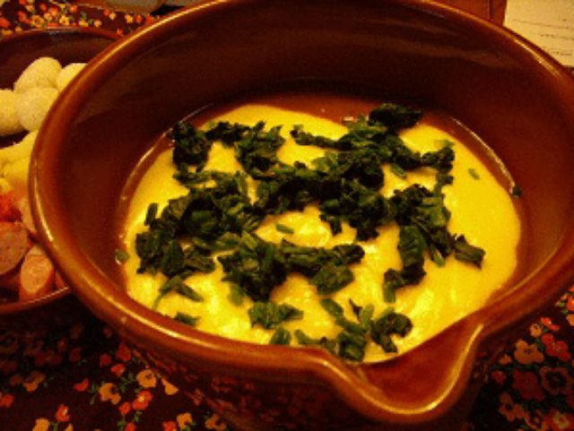 画像6: カレー味なら食べられるかな?カレーフォンデュ