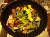 画像8: ポイントはほったらかし!?じゃがいもとアボカドのチーズ炒め