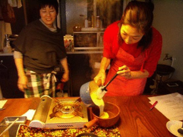 画像4: カレー味なら食べられるかな?カレーフォンデュ