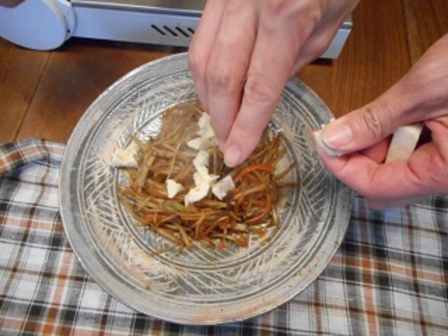 画像5: メープルシロップのきんぴらごぼう チーズかけ
