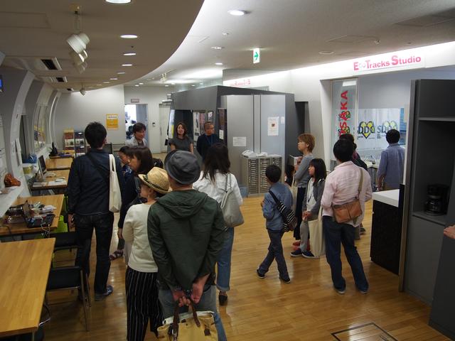 画像: お父さん・お母さんがテンション上がって写真撮りまくりです。