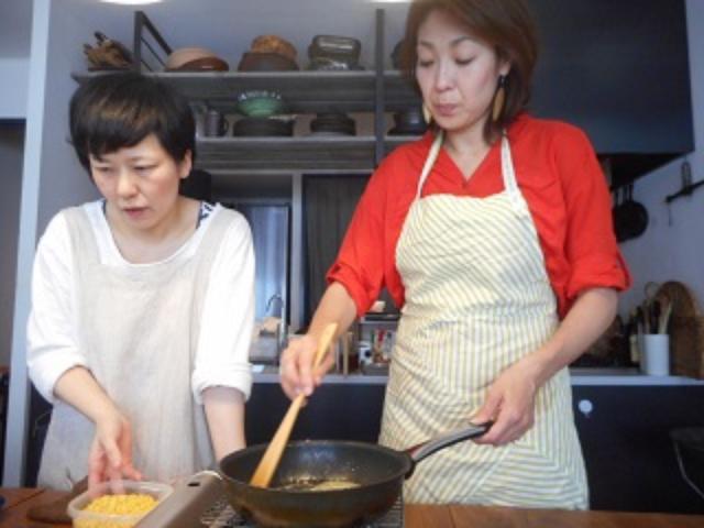 画像2: とうもろこしとチーズのスパイシー炒め パクチーの香り