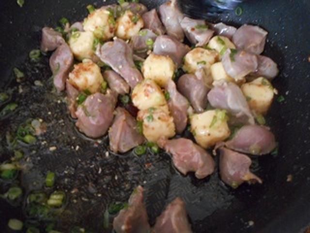 画像5: 砂肝とチーズのにんにくソテー