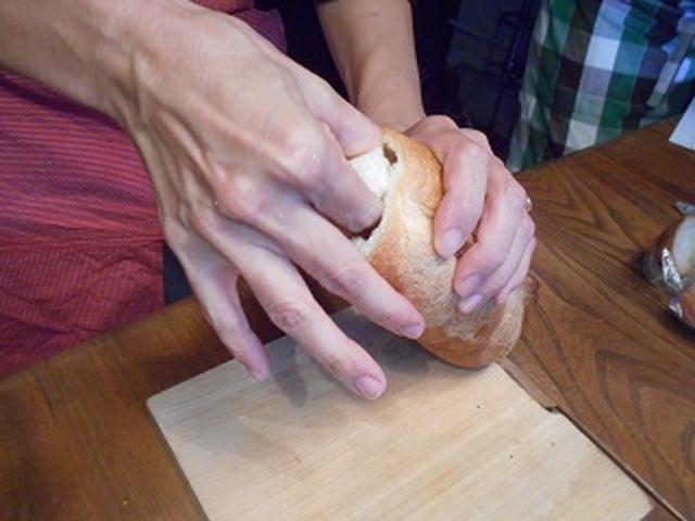 画像4: 卵とチーズのバケットサンド
