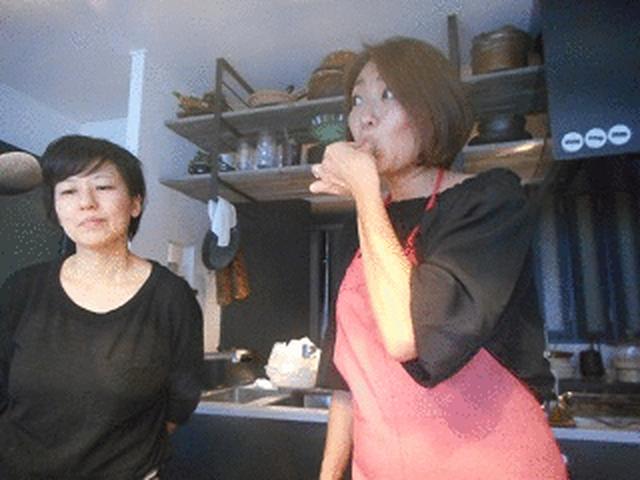 画像4: 抹茶と黒豆の茶巾