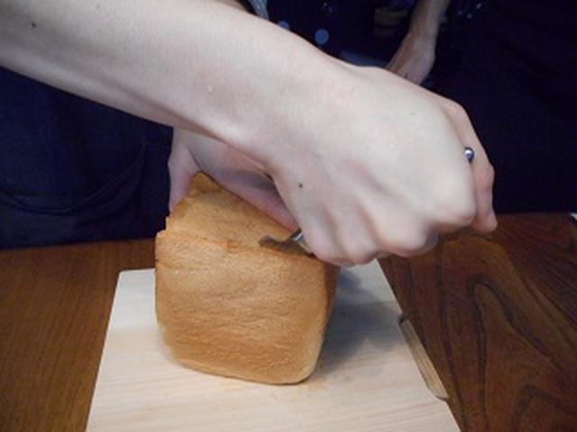 画像: 力入れすぎるとやぶけちゃうかも。。。