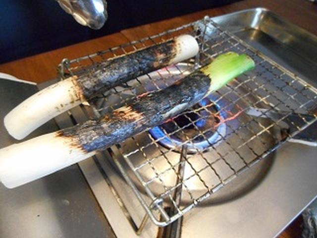 画像: このくらい焼いちゃいます。 全体を焼くのでまだまだ!!