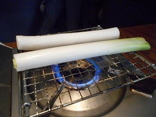 画像2: 丸ごとネギ焼きのチーズ乗せ