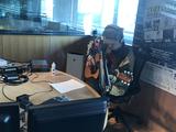 画像: 今回リリースのニューアルバムから「Close To You」を演奏してくださいました。
