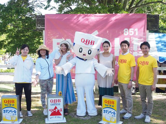 画像: 最後はQBBチーズのみなさんと、Qちゃんと記念撮影!大森さんもこっそりうつってます。