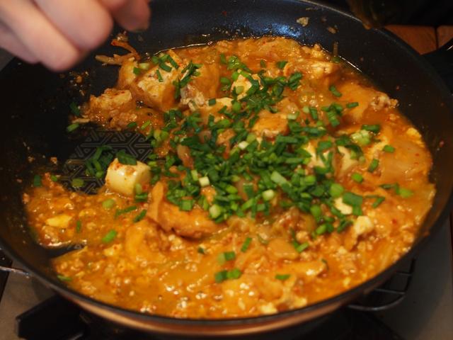 画像5: キムチのマーボー豆腐風