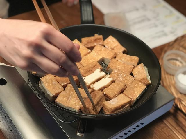 画像2: 厚揚げ豆腐のチキン南蛮風チーズタルタルかけ