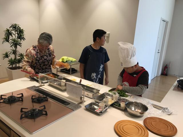 画像: コックさん・・・!?