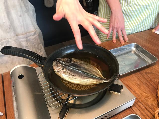 画像2: 鯵のぱりぱり揚げサラダ
