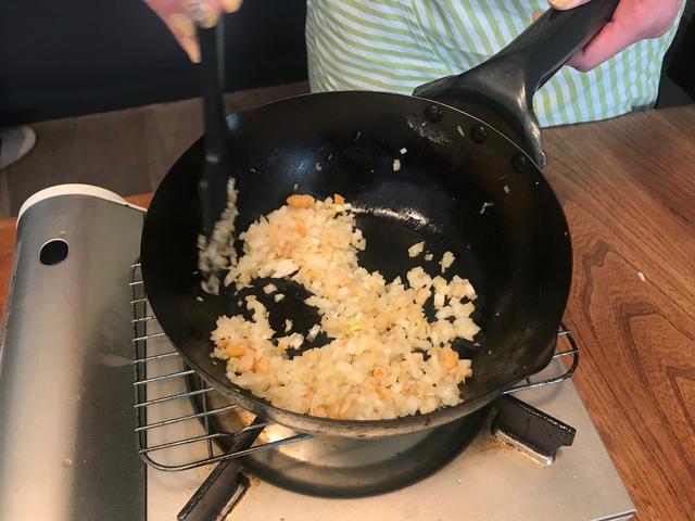画像3: 干し海老とジャガイモとチーズの炒め物