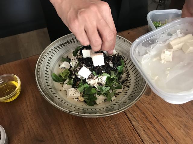 画像4: ヒジキと豆腐とチーズのトスサラダ