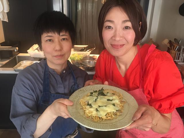 画像9: 焼きそばピザ