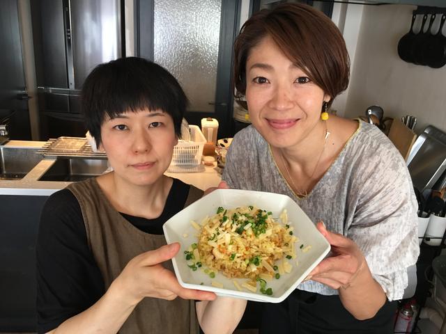 画像10: カツオ節カレーピラフのチーズかけ