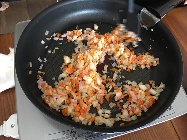画像3: カツオ節カレーピラフのチーズかけ