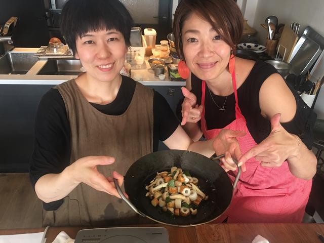 画像6: ちくわとチーズのアヒージョ風ガーリック炒め