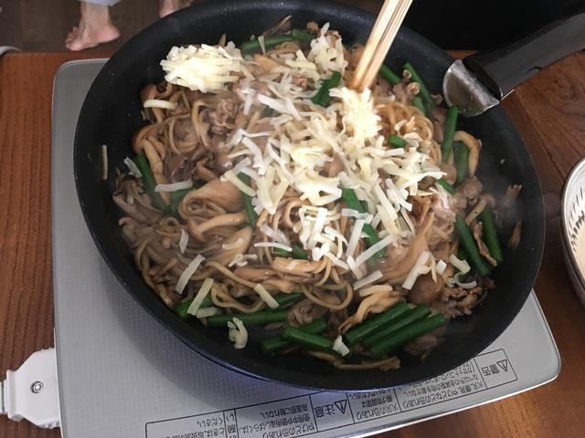 画像6: キノコとチーズの焼きそば