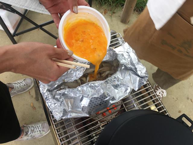 画像5: きのことチーズのオムレツ