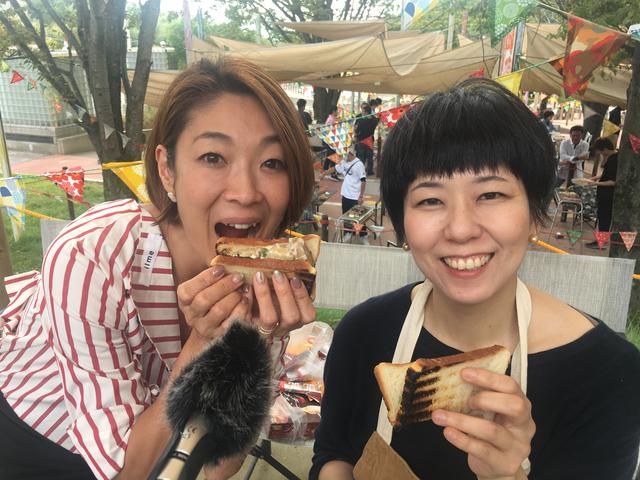 画像8: 鶏炭火焼きのチーズソースサンドイッチ