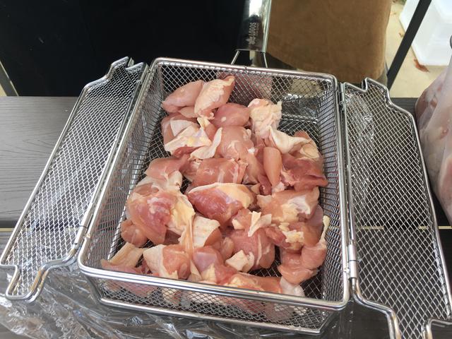 画像2: 鶏炭火焼きのチーズソースサンドイッチ