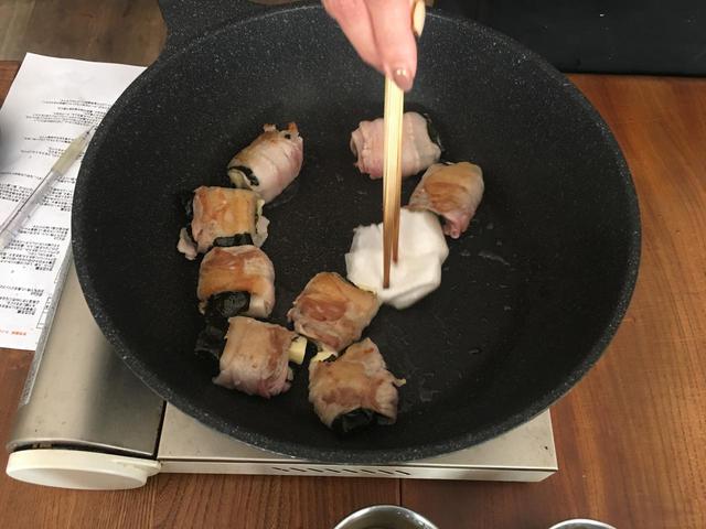 画像4: 餅チーズ肉巻きのなめこタレかけ