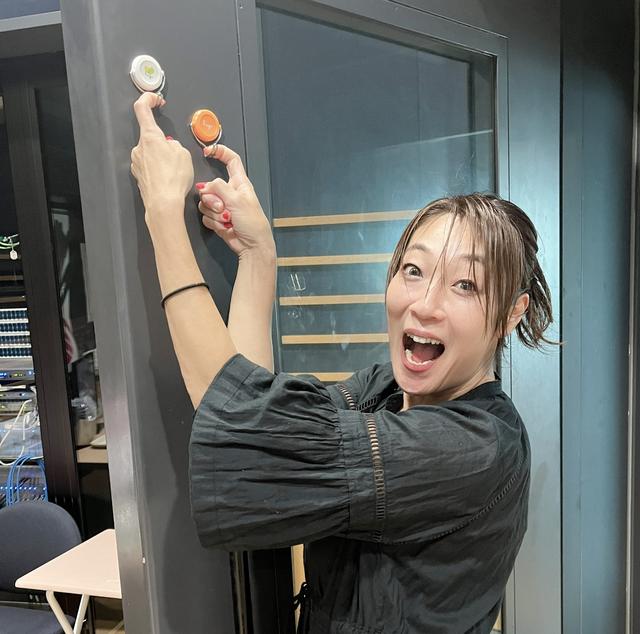 画像1: 10/31のプレゼント②
新グッズ！
しっかり支えるマグネットフック【はぐネット】を1名様に！